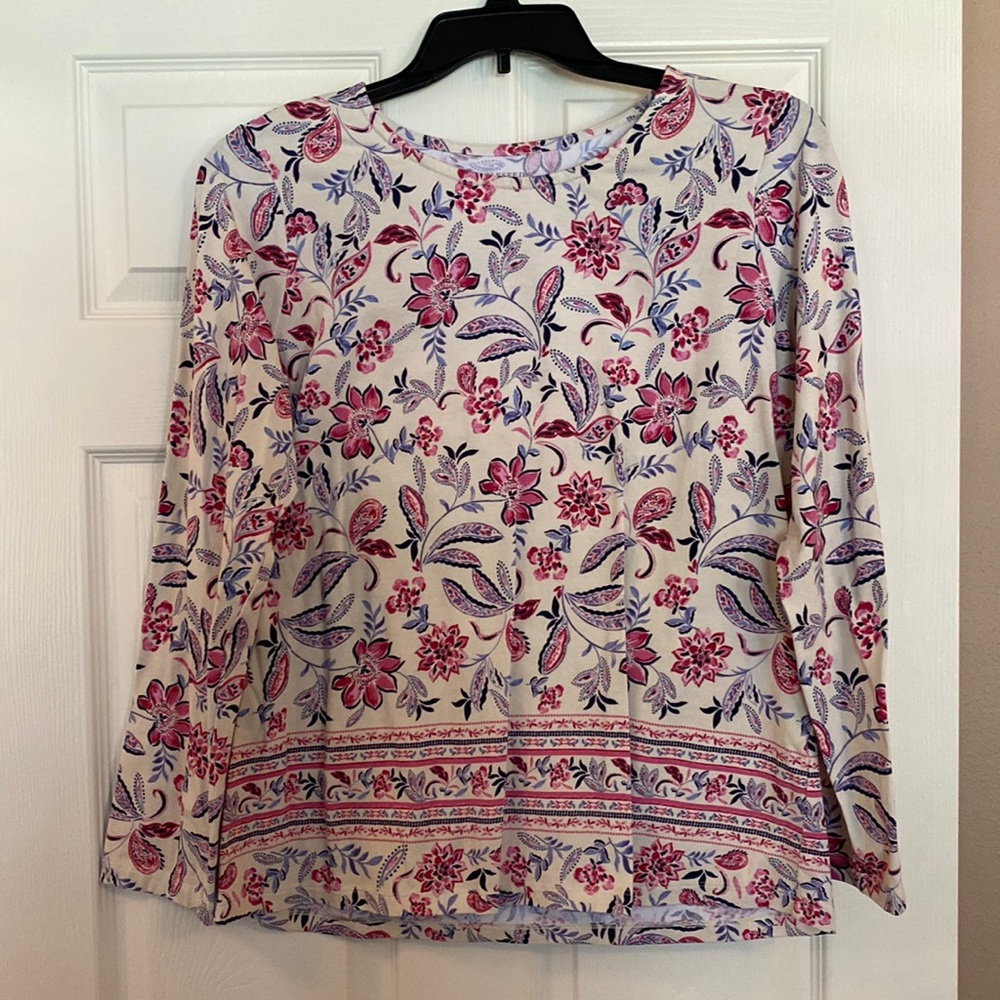 Pretty floral blouse
